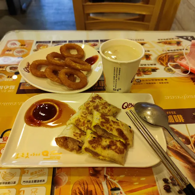 Q Burger Taichung Huamei Shop