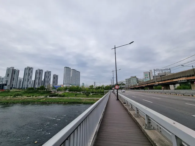 Seongdong Bridge