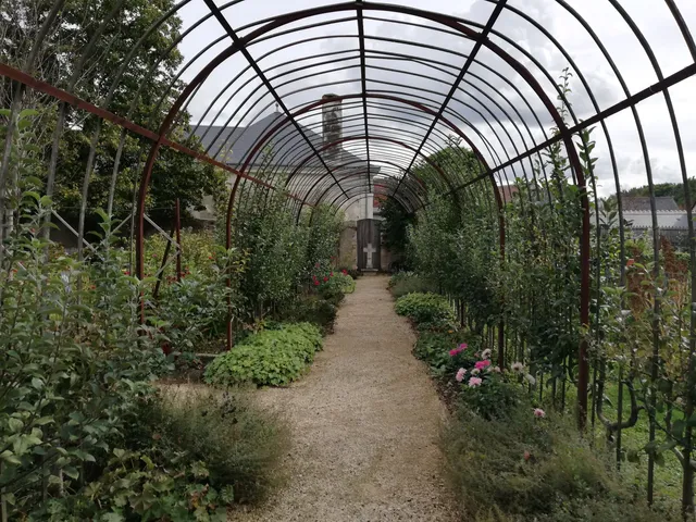 Curé de Chédigny Garden