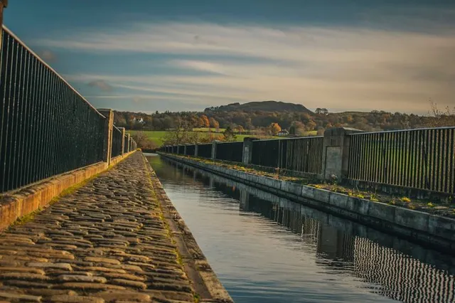 Muiravonside Country Park