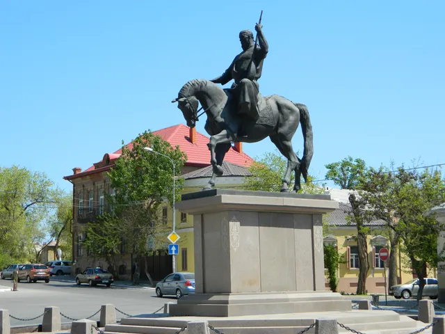 Pamyatnik Kurmangazy Sagyrbayevu