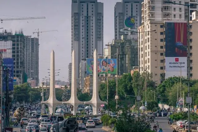 Teen Talwar Monument