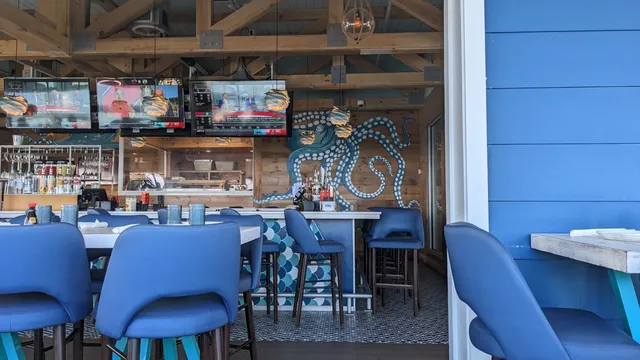 Wicked Tuna @ 2nd Avenue Pier