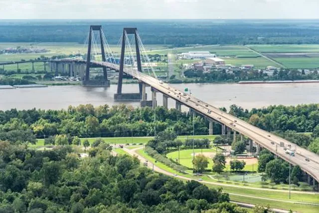Hale Boggs Memorial Bridge