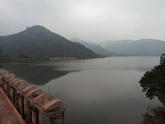 Naarihalla River Bridge