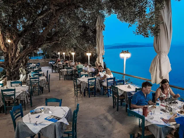 Taverna Akrogiali