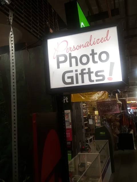 Midtown Custom Souvenirs and Gifts