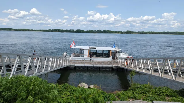 Navette fluviale Mtl-Boucherville