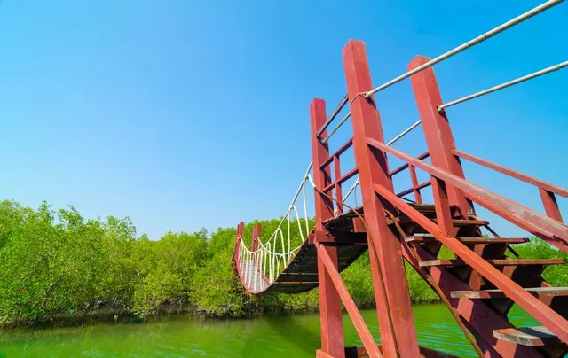 Sirindhorn International Environmental Park