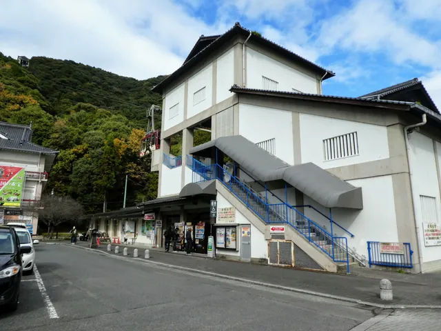 Iwakuni Castle Ropeway Mountain Foot Station
