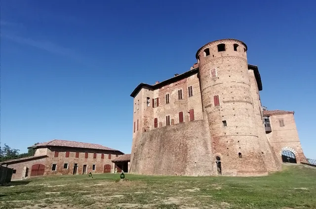 Castello di Frinco