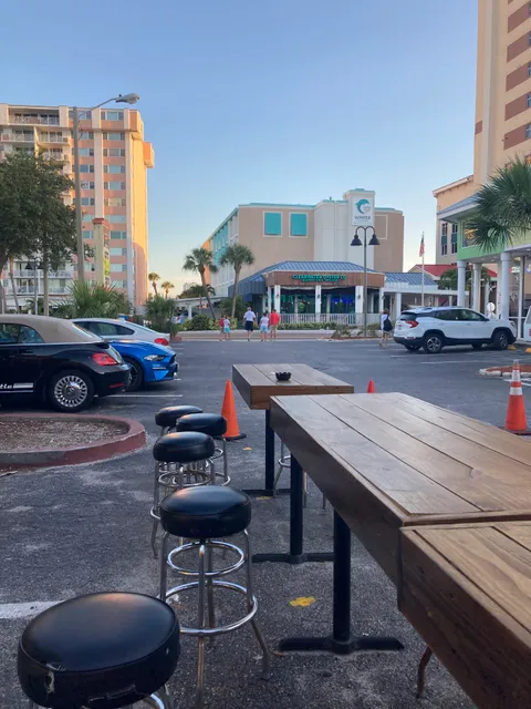 Pan Filo's Co. Bar & Grill