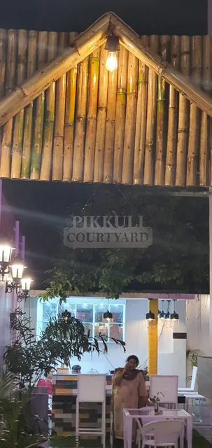 Cafe Pikkuli Kankarbagh