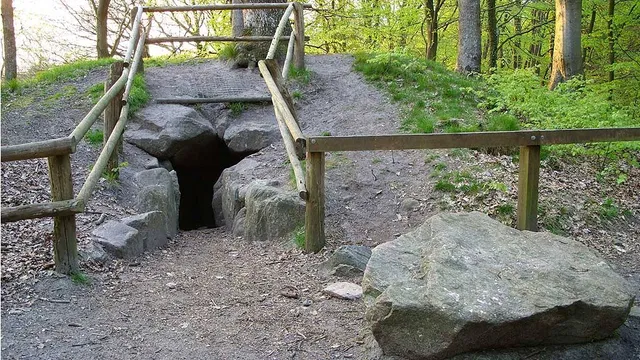 Idstedter Räuberhöhle