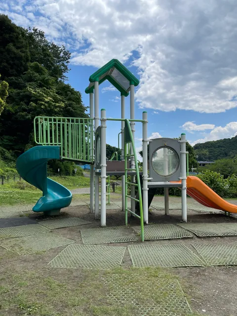 Radiant Hananooka Park