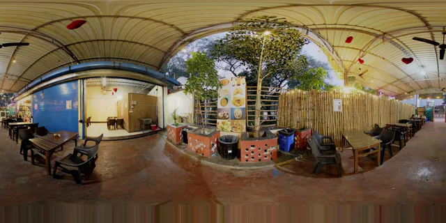 Maharaj Maggie and Chai Point