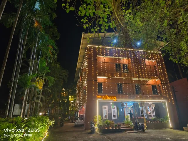 Hotel Abhimanyu