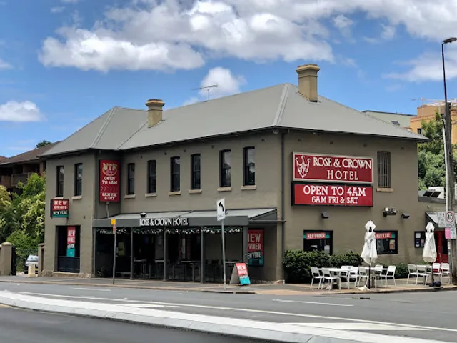 Rose & Crown Hotel Parramatta