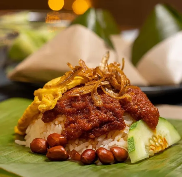 Nasi Lemak Seringgit Eilla'6