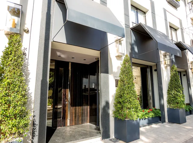 Esplendor by Wyndham Buenos Aires Plaza Francia