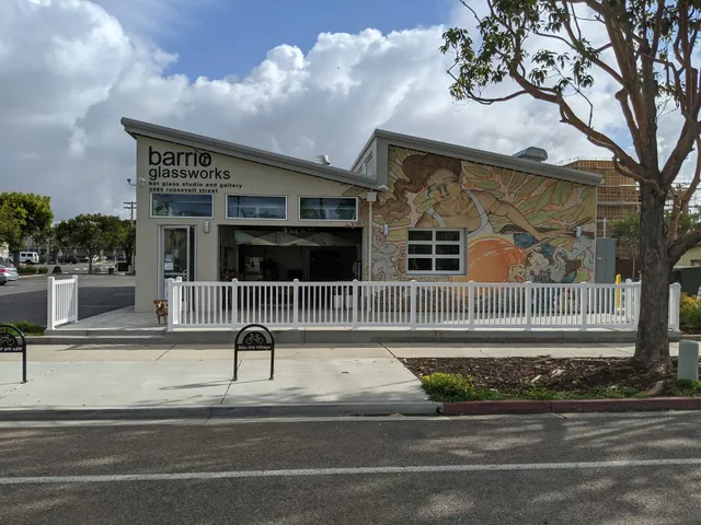 Barrio Glassworks
