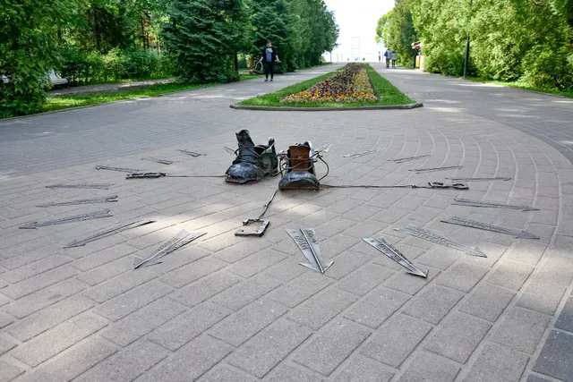 Tuntemattoman datšalaisen saappaat