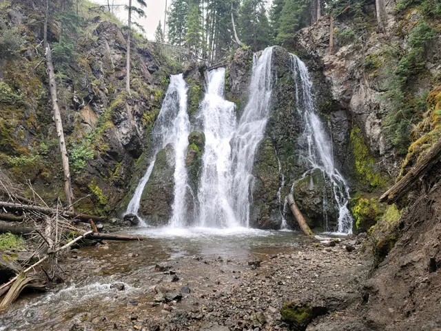 Passage Creek Falls Trailhead