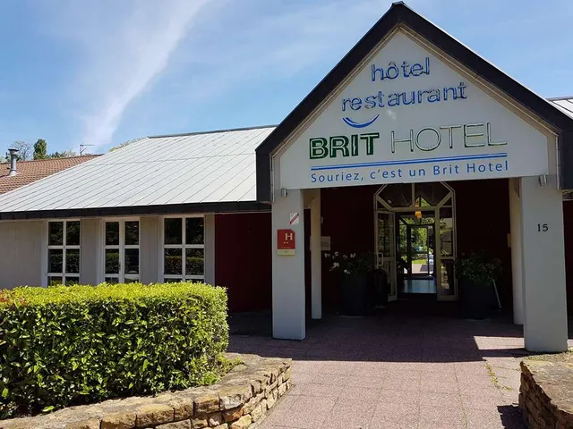 Brit Hotel Confort Lyon Nord Dardilly