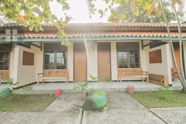 RedDoorz @ Pantai Pelabuhan Ratu 2