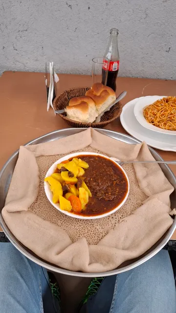 Jacaranda Cafe | Pastor | ጃካራንዳ ካፌ | ፓስተር