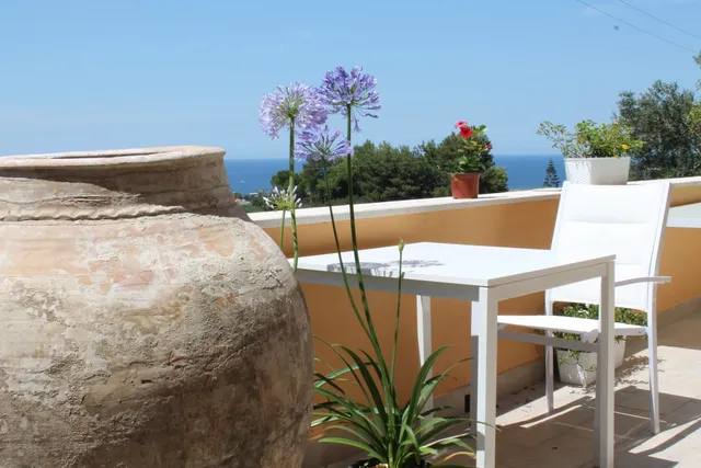 Casale Belvedere B & B