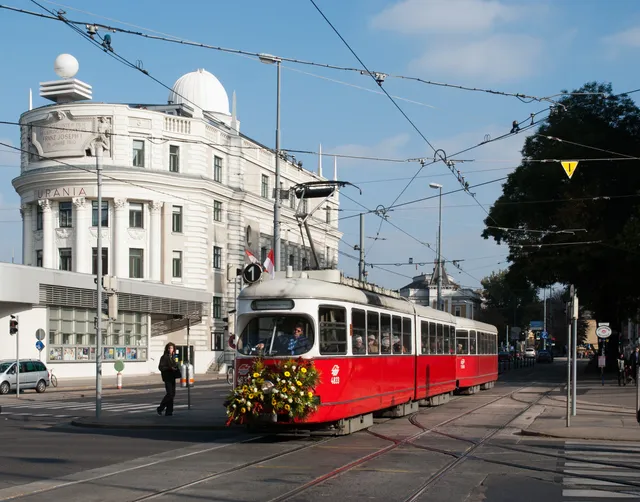 Urania-Sternwarte - Kinder Train Museum