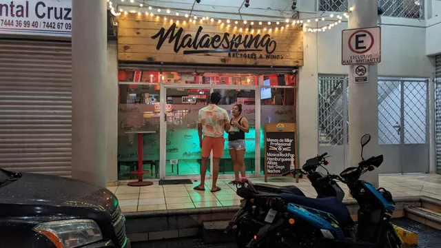 Malaespina Burgers & Wings
