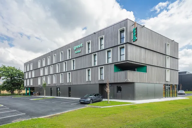 Greet Hotel Rennes Pace