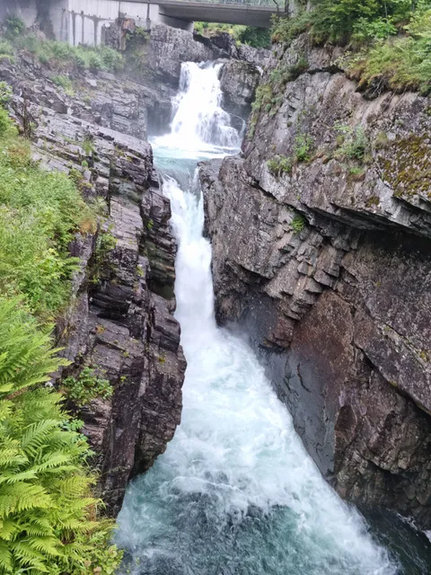 Høllandsfossen Falls