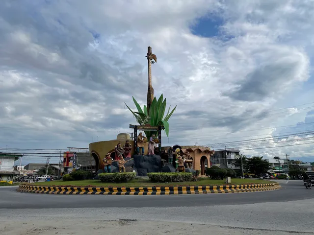 Surallah Tri-People Monument