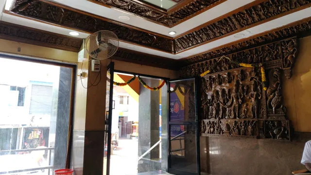 Saravana Bhavan Veg Hotel