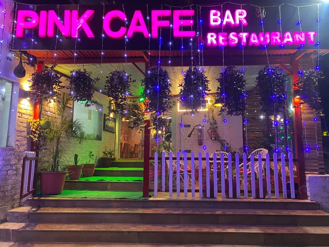Pinkcafe Bar & Restaurant
