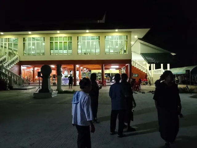 Wat Pa Si Surat Maha Sarakham