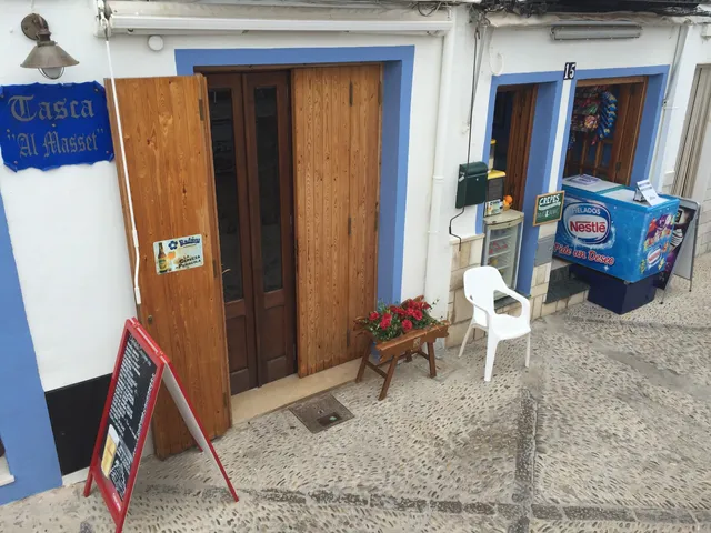 BAR MURALLA & TASCA "AL MASSET"