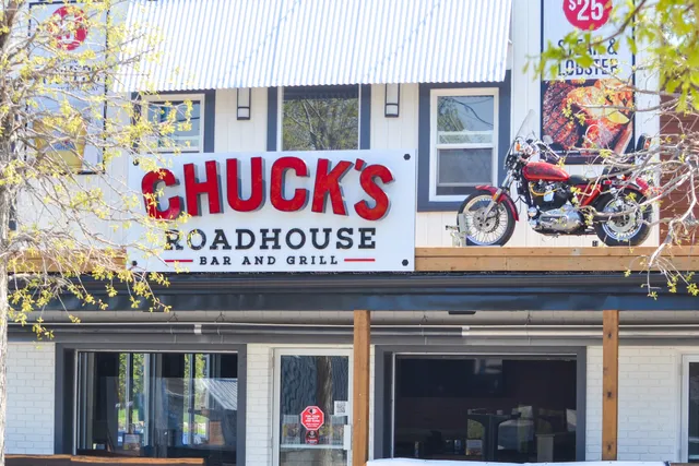 Chuck's Roadhouse Bar & Grill