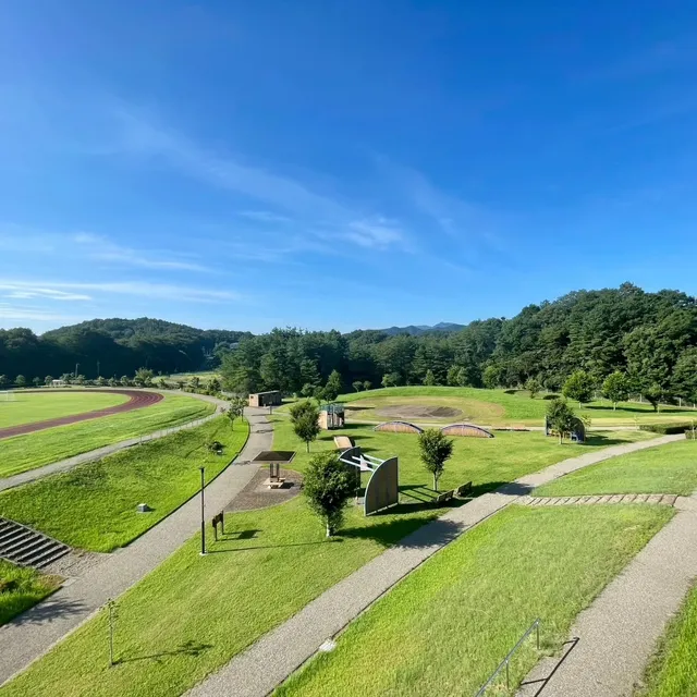 Mikayama Ryokuchi Park
