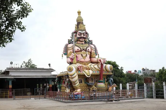 Aathu Kovil Muneeswaran