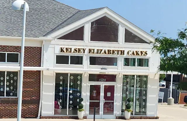 Kelsey Elizabeth Cakes Flagship