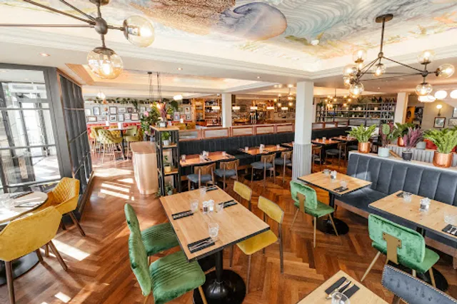 Oyster House (Hotel)