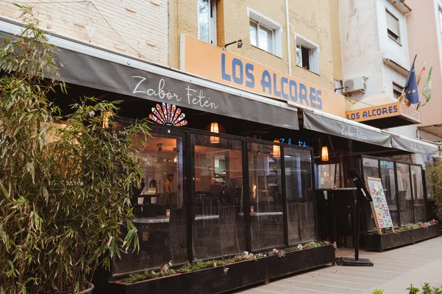 ZABOR FETEN - Restaurante, Bar y Tapas en Torremolinos