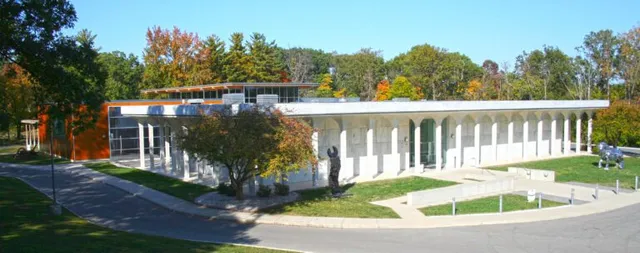 Mitchell Museum at Cedarhurst