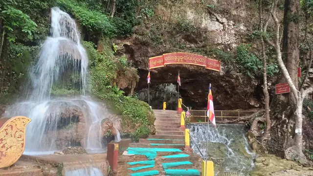 Maha Nandamu Peik Chin Myaung Cave