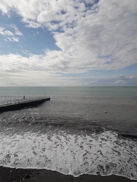 Plyazh Sanatoriy Oktyabr'skiy