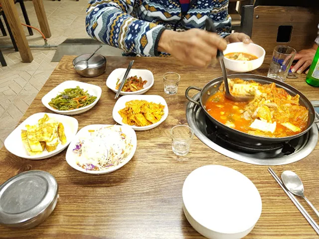 옛고을생고기식당